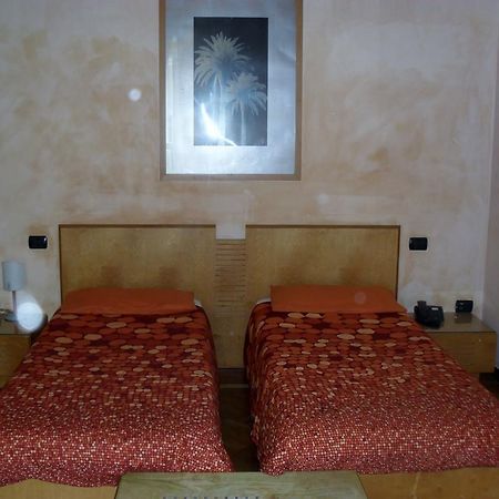 Hotel Clarean Napoli Esterno foto