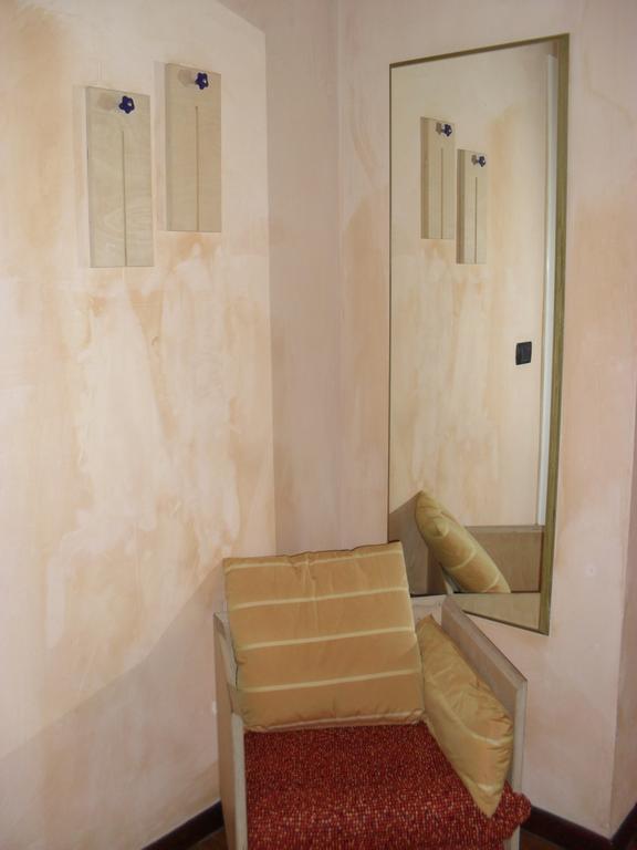 Hotel Clarean Napoli Esterno foto