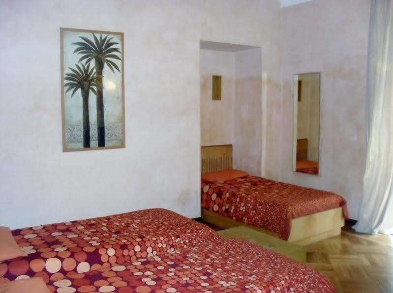 Hotel Clarean Napoli Esterno foto